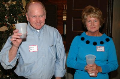Classmate Larry Powell and wife Arlene wish everyone a Happy Thanksgiving and Merry Christmas.